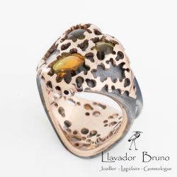 Bague La Fusion, Tourmalines, or gris, argent noirci, Création Bruno Llavador